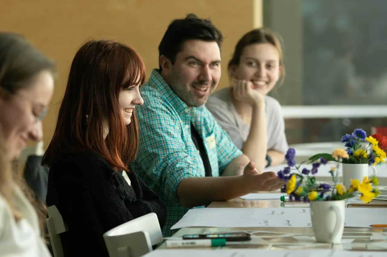 Szkoła w Chmurze: Dla kogo idealna? Sprawdź, czy to dla Twojego dziecka!